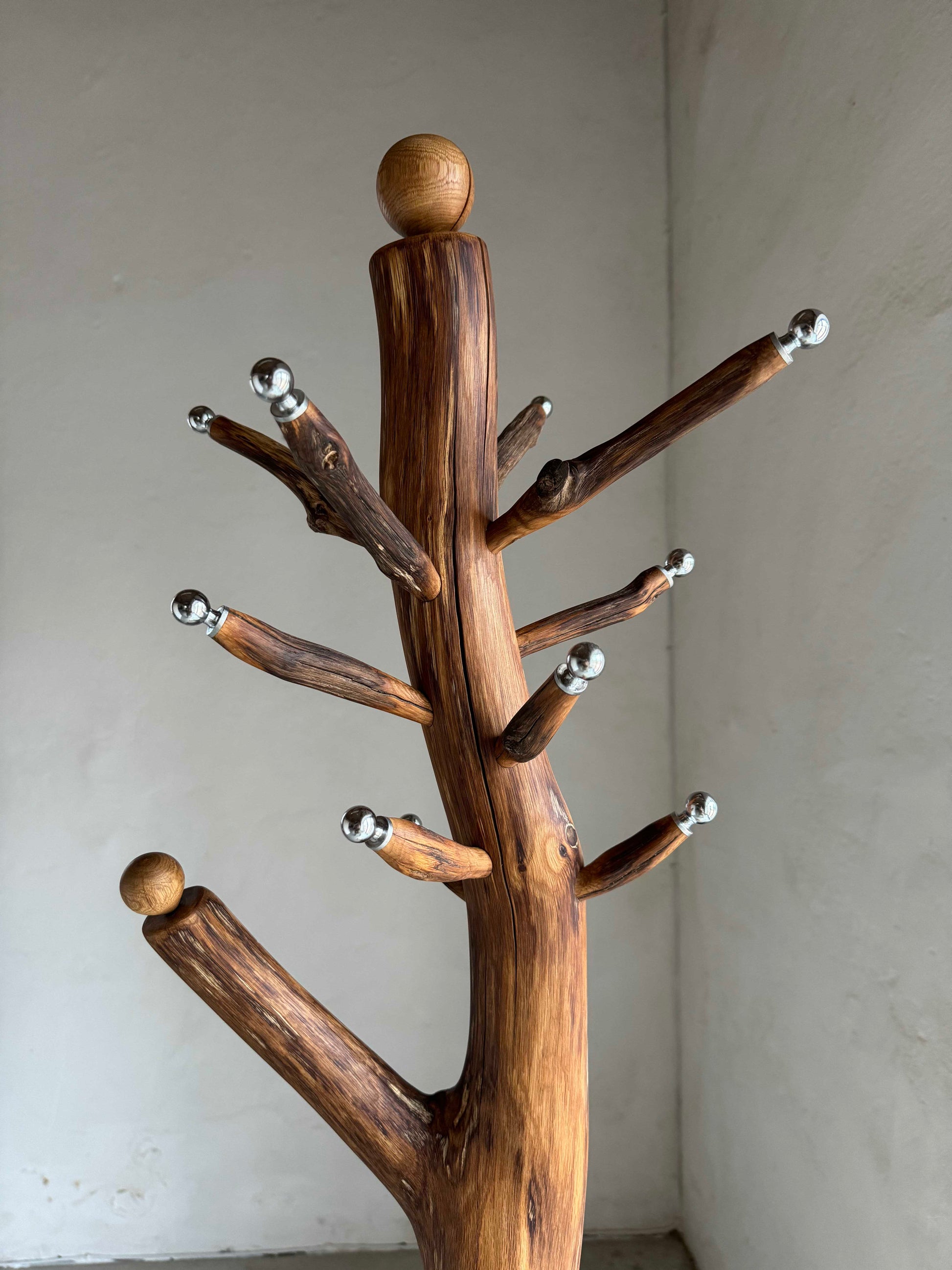 Oak Branch Coat Stand with Shoehorn. Nature design coat rack.