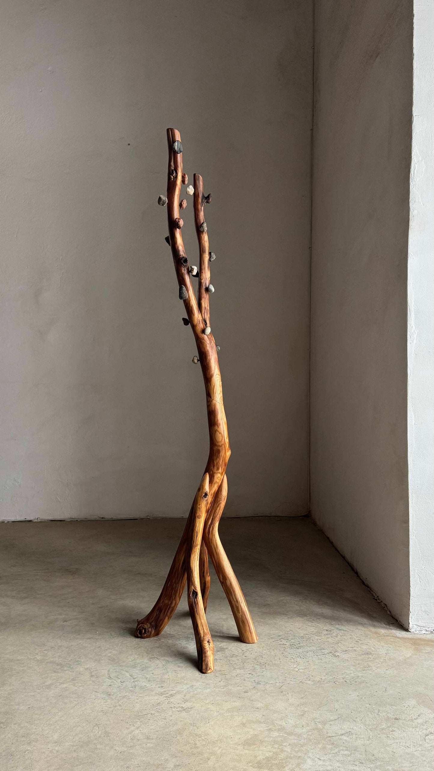 Oak & Stone coat rack Wood coat stand with natural branch design