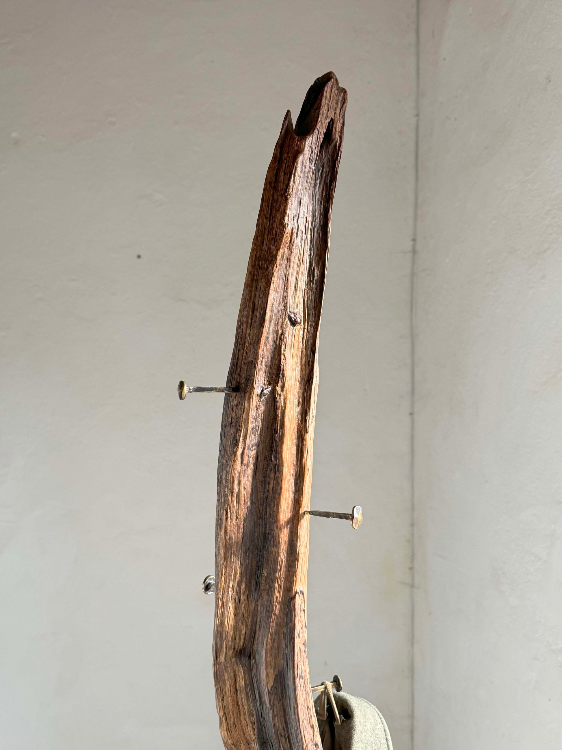 Wood Coat Rack Minimalist | Ray L'Mondes