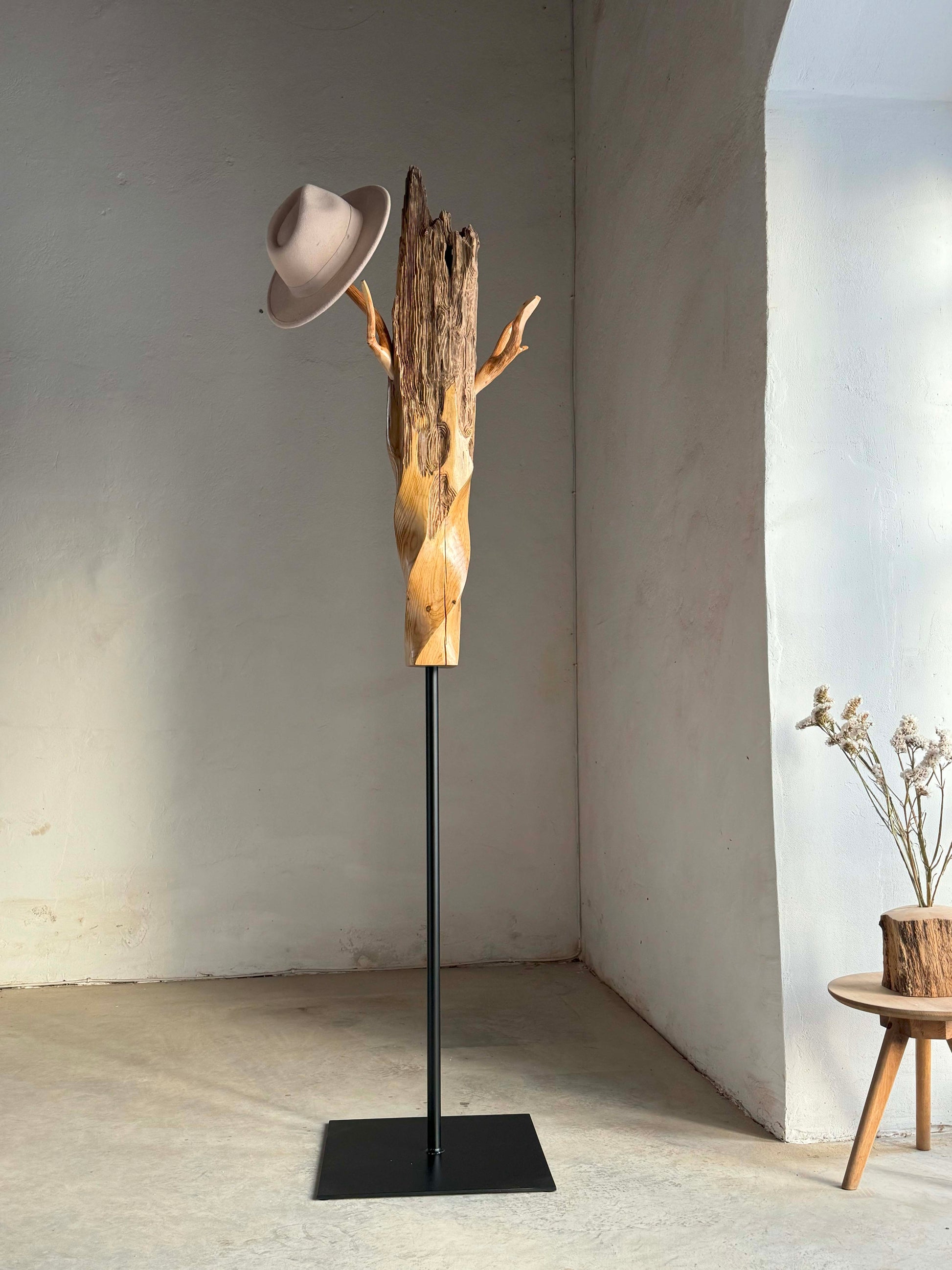 Wood Coat Rack Static Deer | Ray L'Mondes