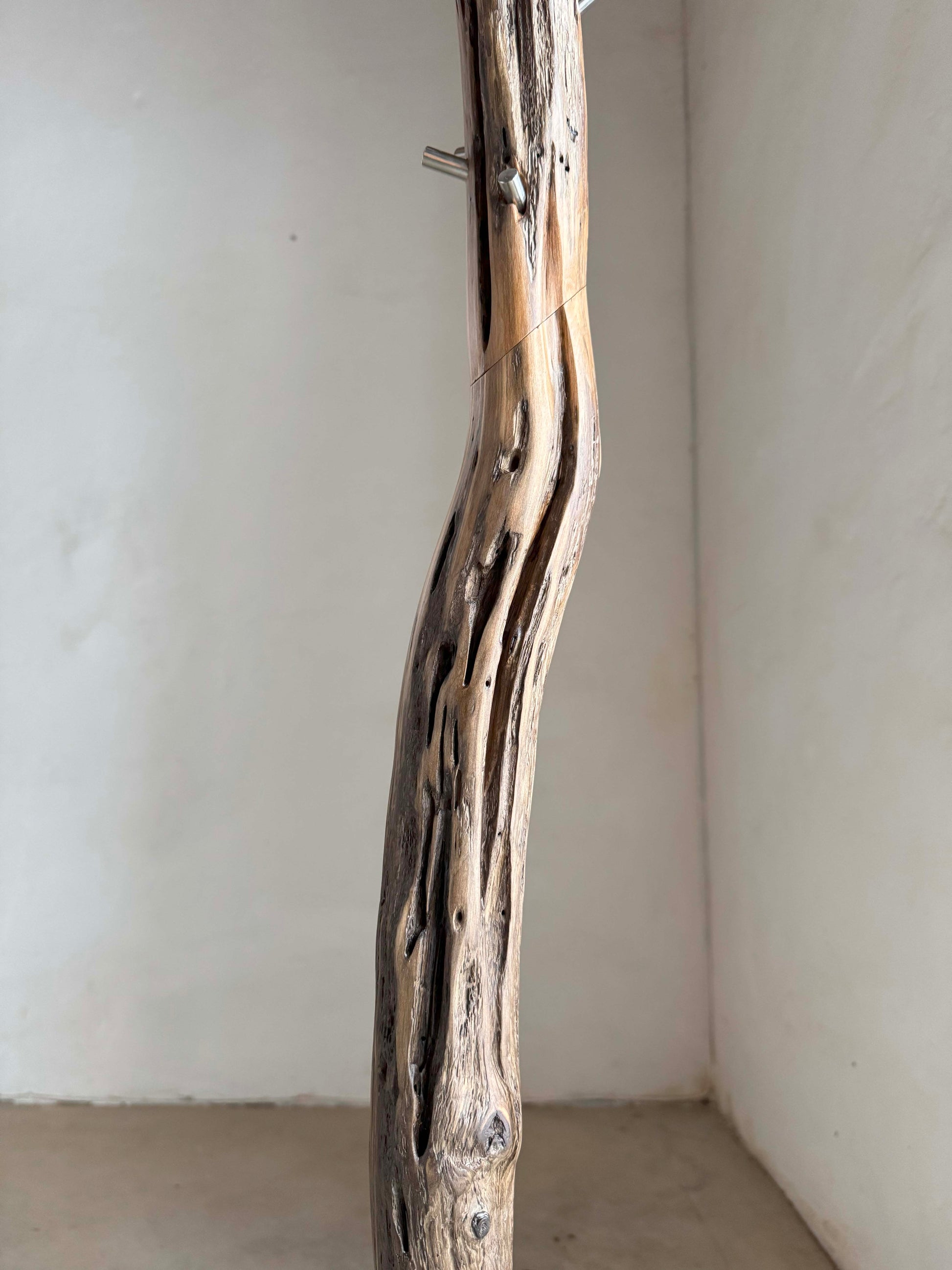 Wood Coat Rack Two worlds | Ray L'Mondes