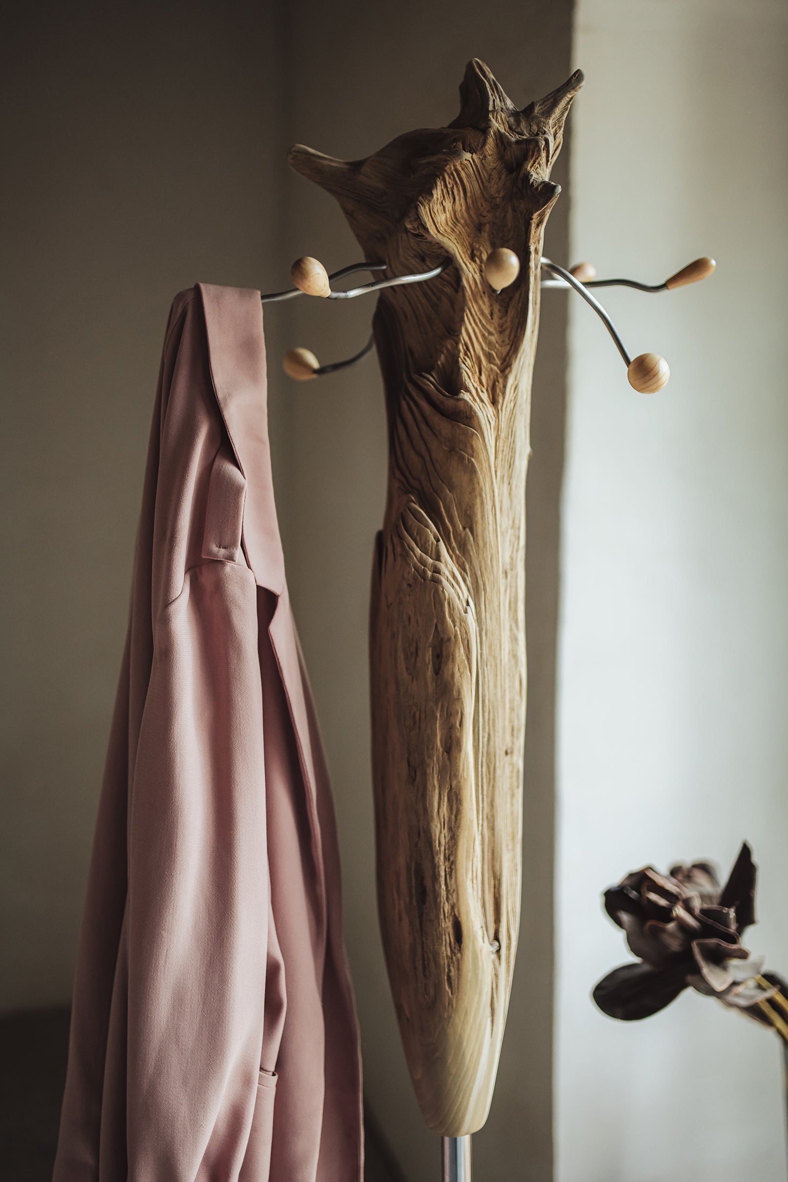 Wood Coat Rack Dancing River | Ray L'Mondes