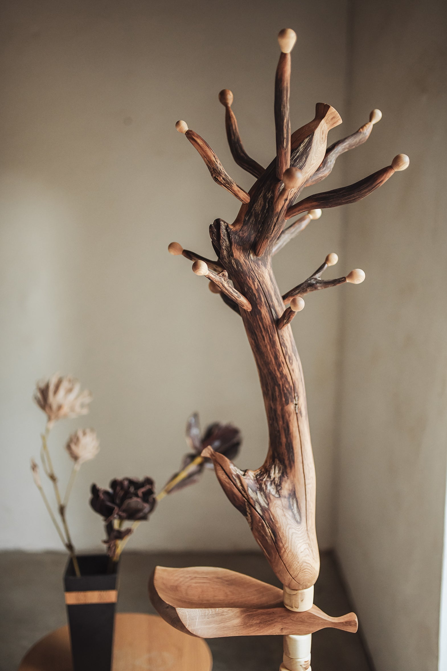 Wood Coat Rack Two Natures | Ray L'Mondes